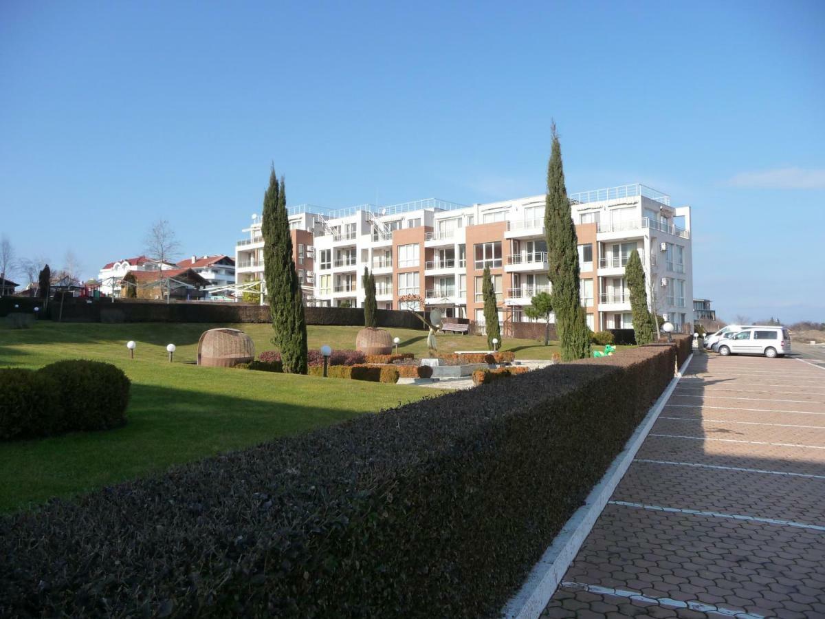 Great Choice Apartment เชอร์โนโมเรทส์ ภายนอก รูปภาพ